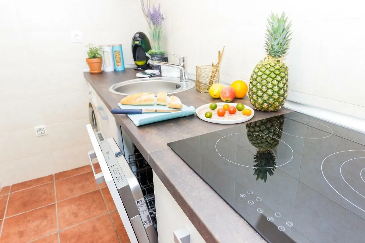 Mediterrani Studio - The Old Town Tarragona Apartment